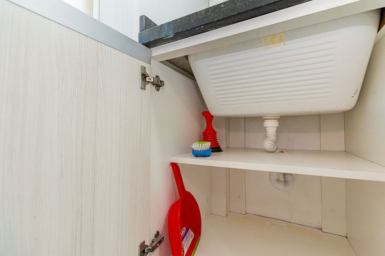 Apto de 1q no 29º andar, c/ vaga e piscina-SEV2905