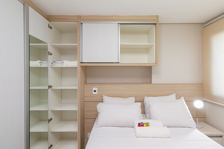 Apto de 1q no 29º andar, c/ vaga e piscina-SEV2905