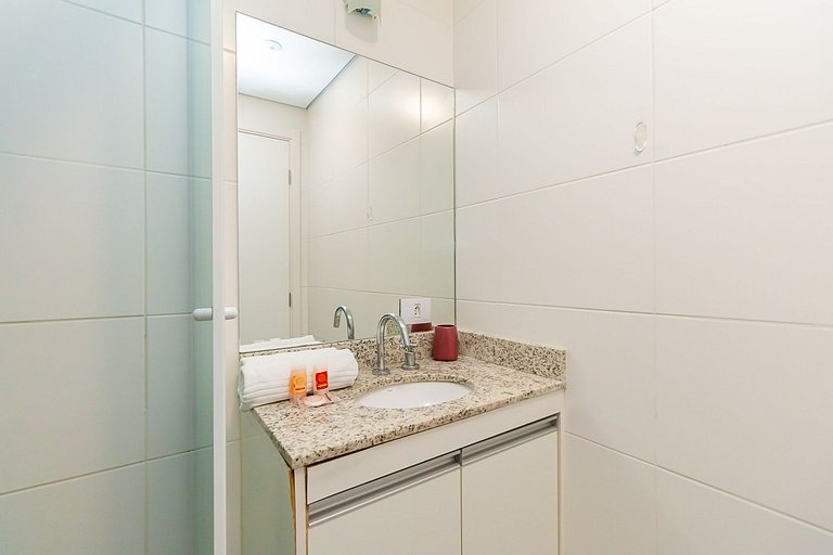 Apto de 1q no 29º andar, c/ vaga e piscina-SEV2905