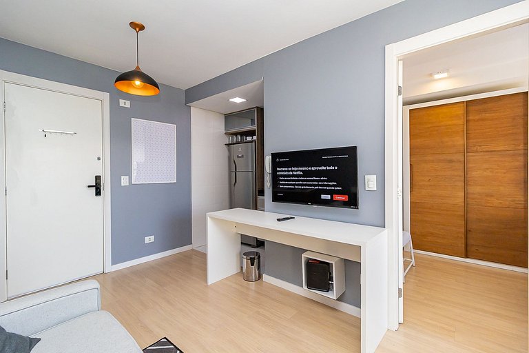 Apartamento de 1 Quarto Com Vaga - GRE2105B