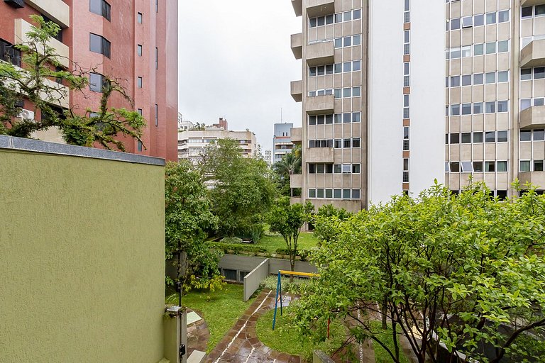Apartamento 1 Quarto com Vaga no Batel - LUC0108
