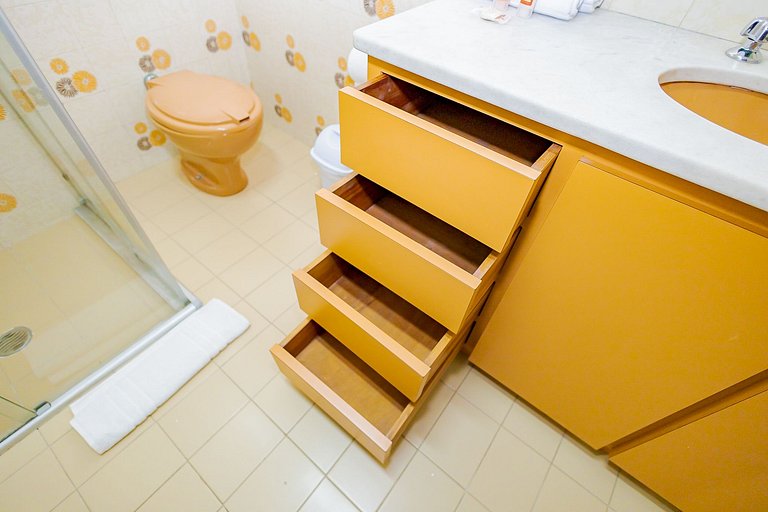 Casa com 4 Quartos e 3 Vagas - CLA1524