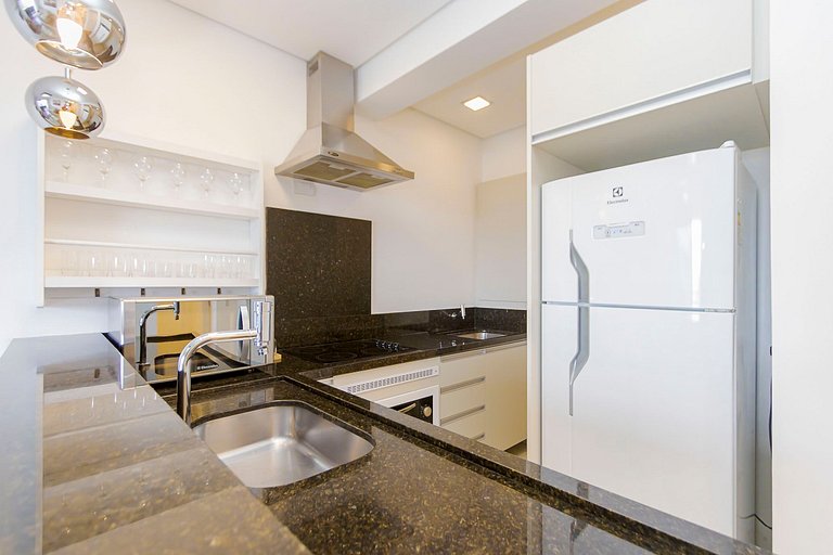 Ap 2q no 27º andar, c/ vaga e piscina - UNI2707