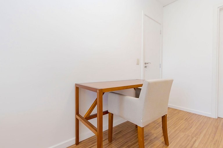 Ap 2q no 27º andar, c/ vaga e piscina - UNI2707