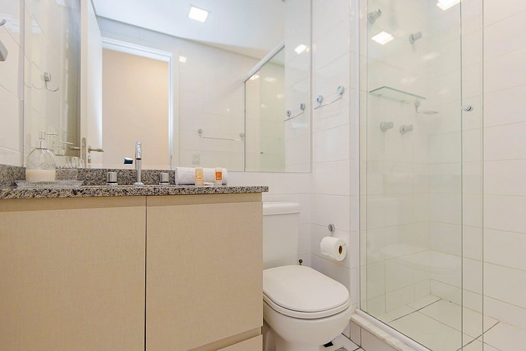 Ap 2q no 27º andar, c/ vaga e piscina - UNI2707