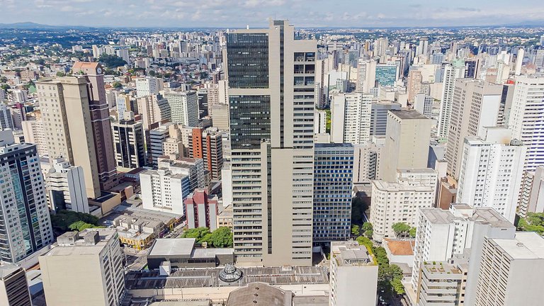 Ap 2q no 27º andar, c/ vaga e piscina - UNI2707