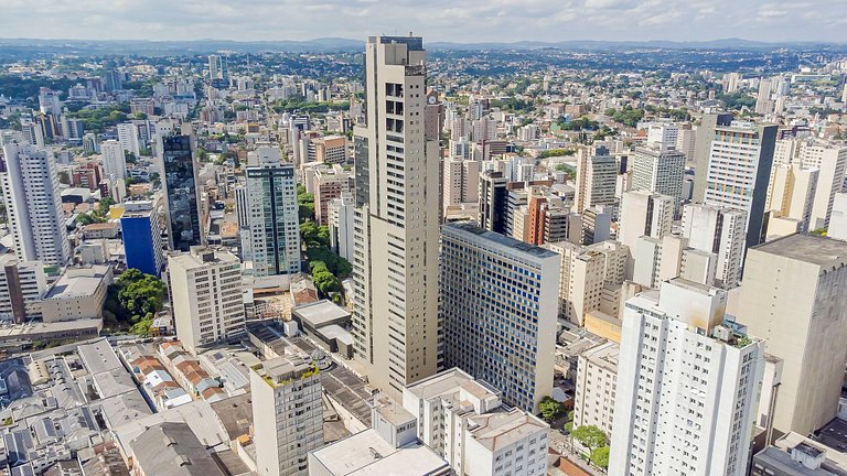 Ap 2q no 27º andar, c/ vaga e piscina - UNI2707