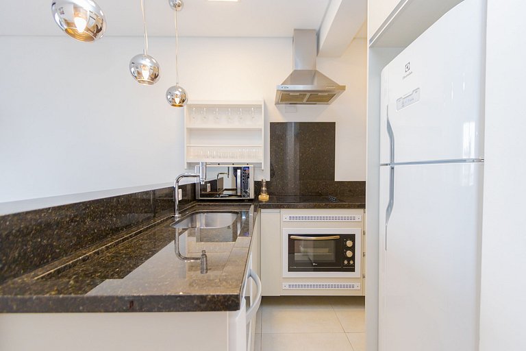 Ap 2q no 27º andar, c/ vaga e piscina - UNI2707