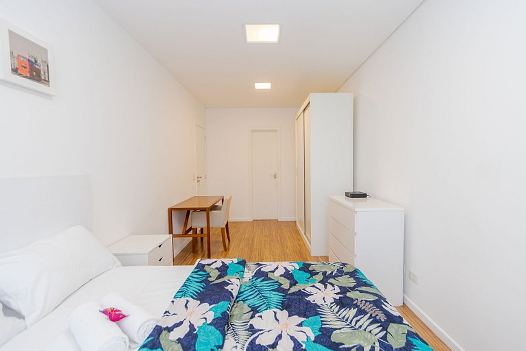 Ap 2q no 27º andar, c/ vaga e piscina - UNI2707