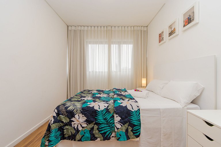 Ap 2q no 27º andar, c/ vaga e piscina - UNI2707