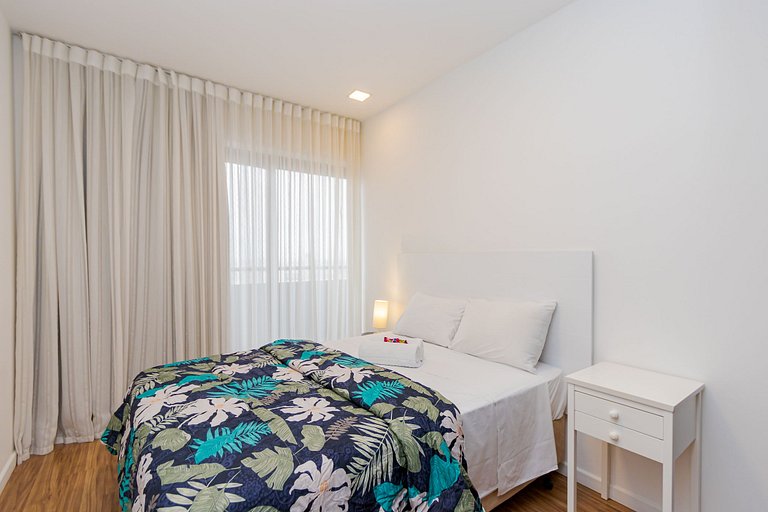 Ap 2q no 27º andar, c/ vaga e piscina - UNI2707