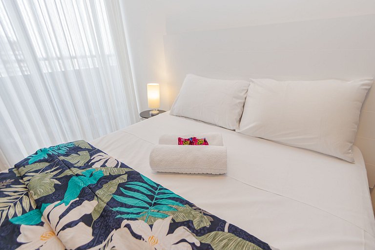 Ap 2q no 27º andar, c/ vaga e piscina - UNI2707