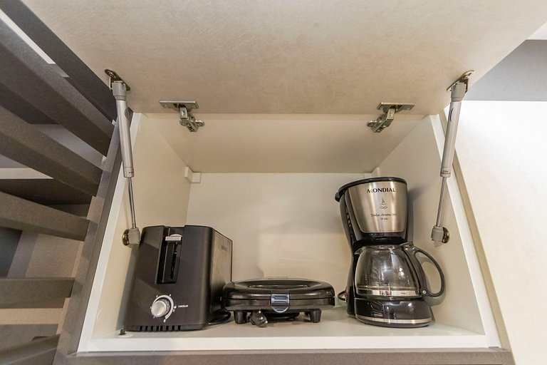 Apartamento de 1 Quarto com Vaga - FAI1211