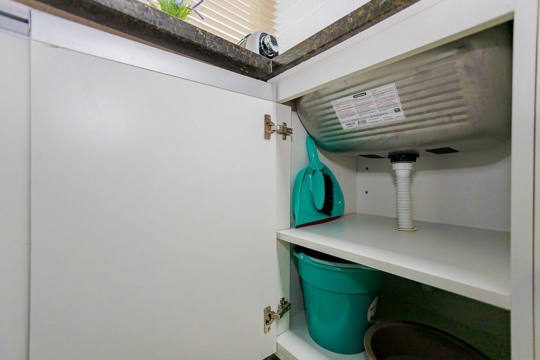 Apartamento 1 Quarto Lindíssimo, Garagem - SEV2402