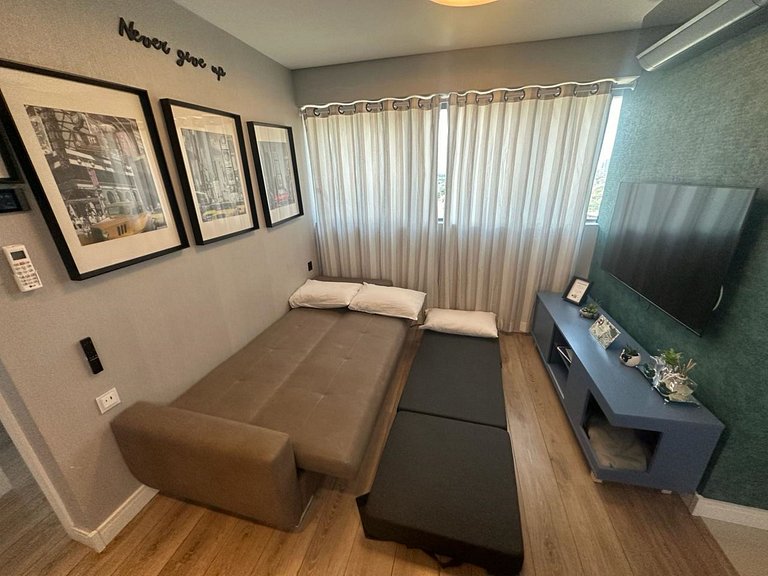 Apartamento 1 Quarto Lindíssimo, Garagem - SEV2402
