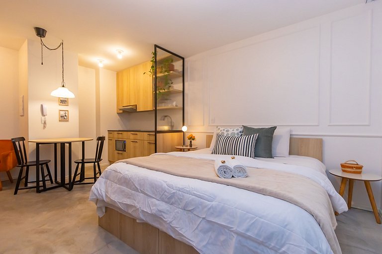 Apartamento Cama King, Solteiro e Berço - ALL1401