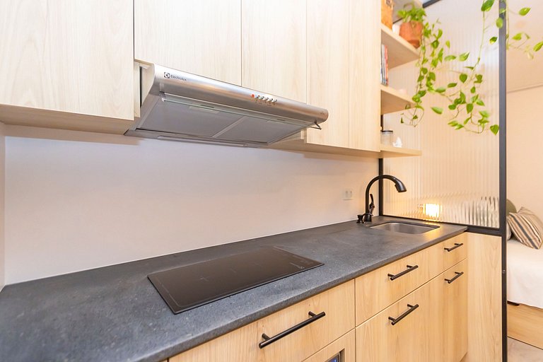 Apartamento Cama King, Solteiro e Berço - ALL1401