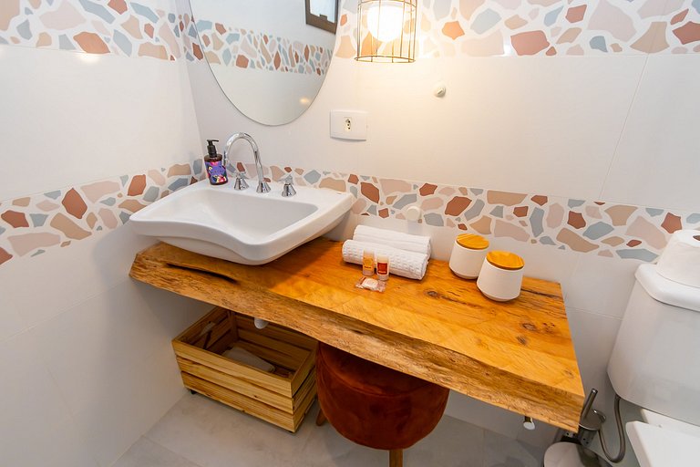 Apartamento Cama King, Solteiro e Berço - ALL1401