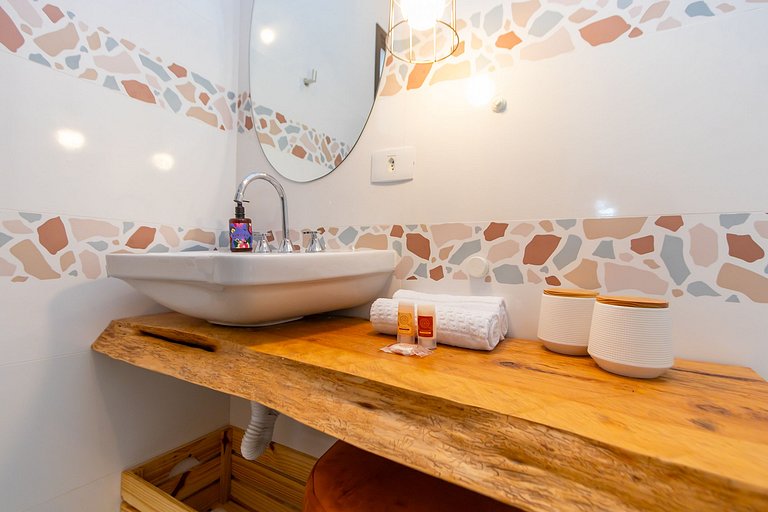 Apartamento Cama King, Solteiro e Berço - ALL1401