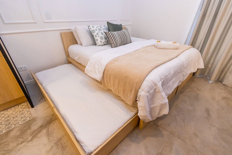 Apartamento Cama King, Solteiro e Berço - ALL1401