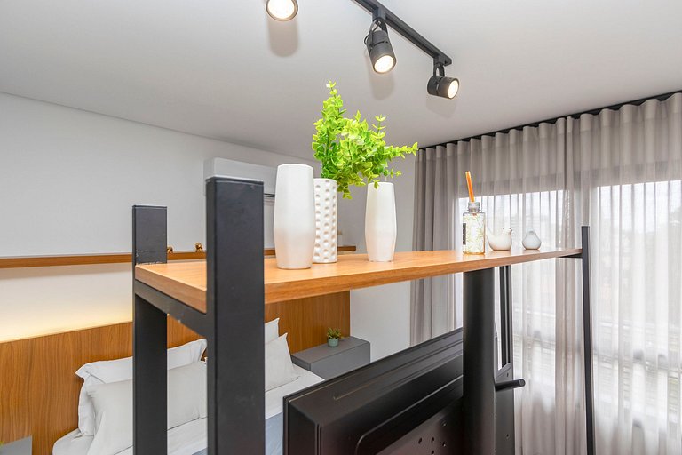 Studio Completo para 5 Pessoas Com Garagem-EIX0505