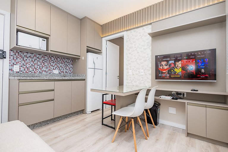 Apto de 1Q perto do Teatro Guaira - NEW0403