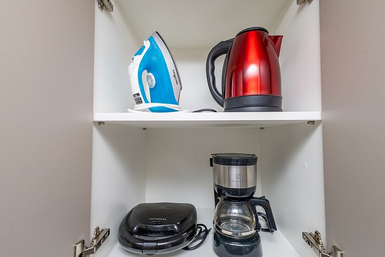 Apto de 1Q perto do Teatro Guaira - NEW0403