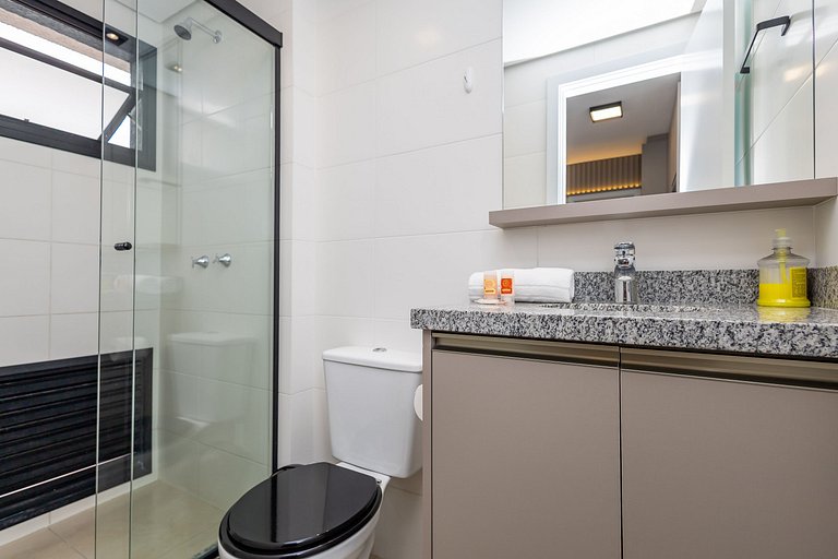 Apto de 1Q perto do Teatro Guaira - NEW0403