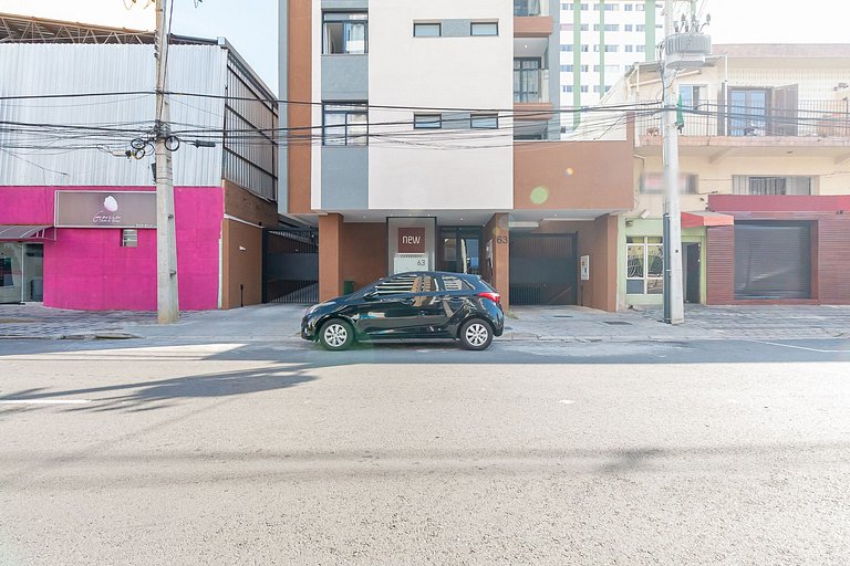 Apto de 1Q perto do Teatro Guaira - NEW0403