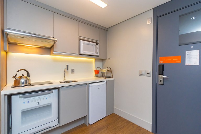 Estudio Condominio Clube no Batel - HSB1265