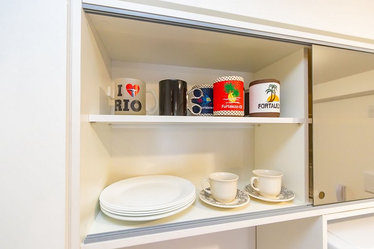 Apto de 2q c/ vaga em prédio com piscina - IBI0807