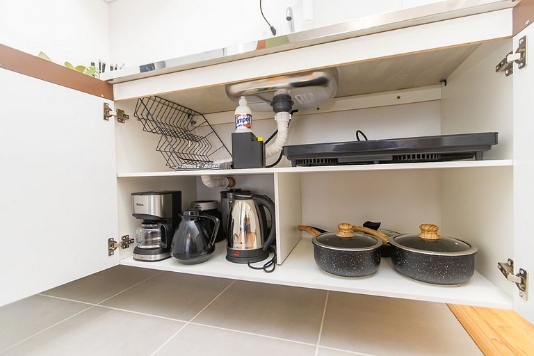 Ap p/ 5 pessoas em prédio com piscina - IBI0807