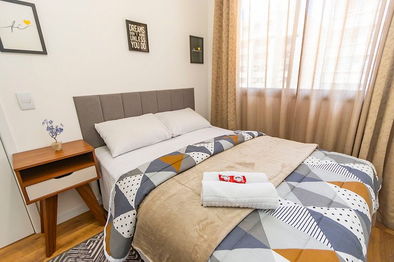 Apto de 2q c/ vaga em prédio com piscina - IBI0807