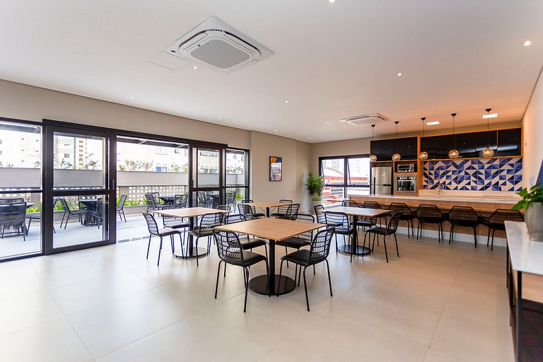 Ap p/ 5 pessoas em prédio com piscina - IBI0807