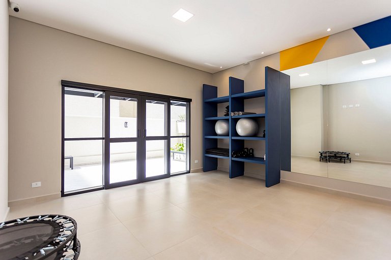 Apto de 2q c/ vaga em prédio com piscina - IBI0807