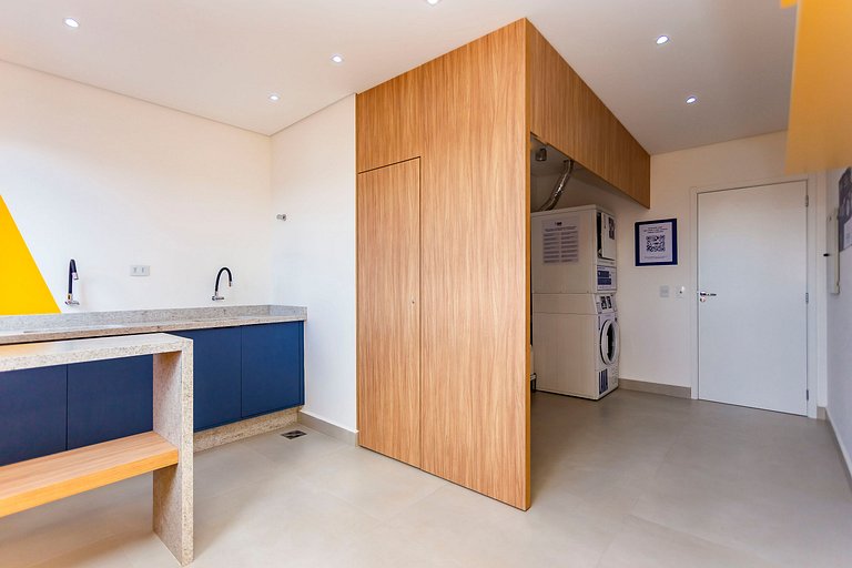 Apto de 2q c/ vaga em prédio com piscina - IBI0807