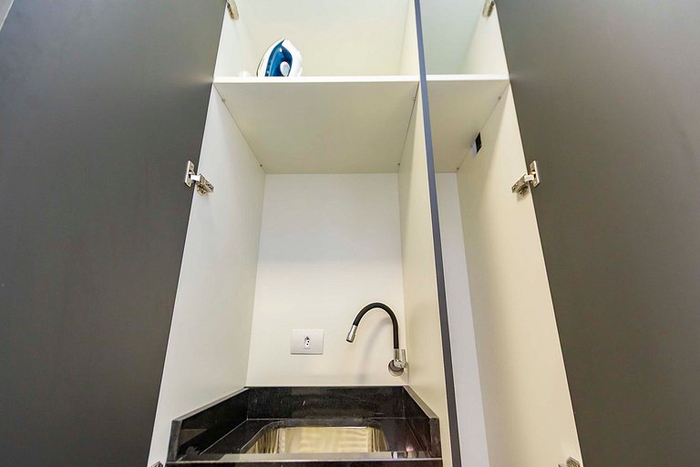 Studio Completo e Refinado no All Batel - BAT1516