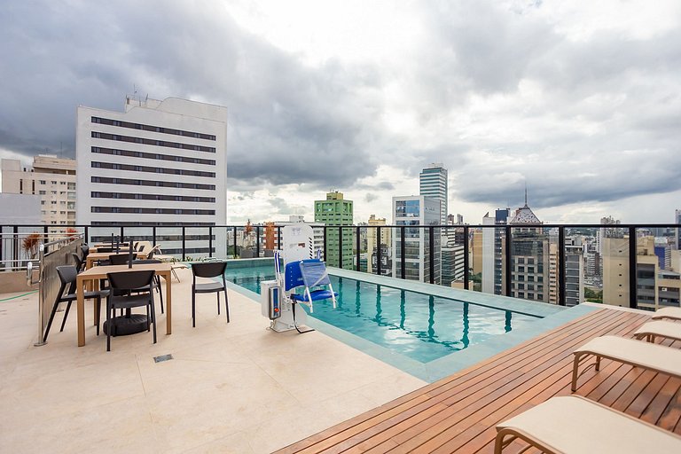 Studio Completo e Refinado no All Batel - BAT1516