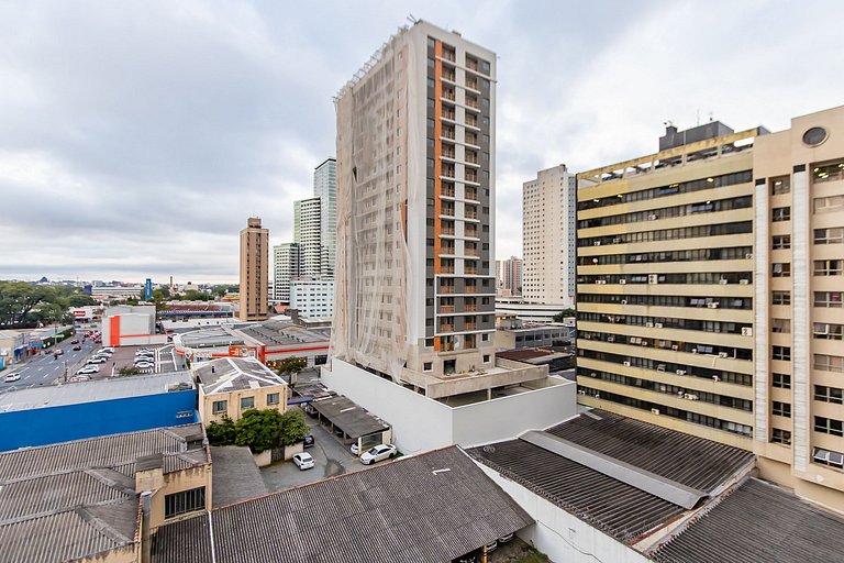 Studio Completo em condomínio com piscina -IBI0710