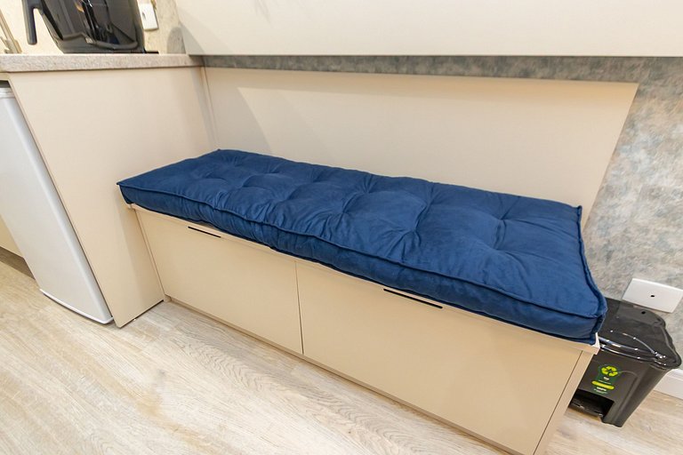 Studio Completo para 3 pessoas com A/C - EIX0302