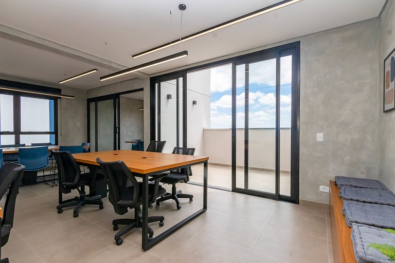 Studio Completo com Cama Auxiliar e Vaga - EIX0808