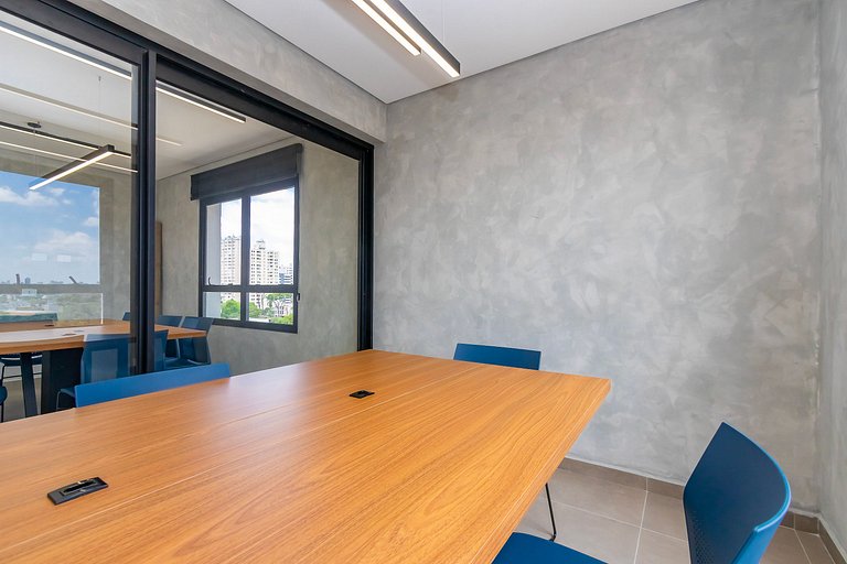 Studio Completo com Cama Auxiliar e Vaga - EIX0808