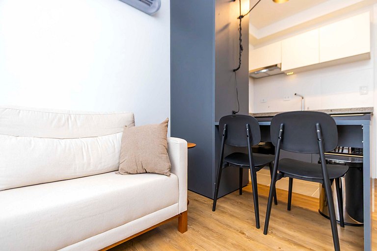 Apartamento de 2 Quartos com Garagem - IBI2309