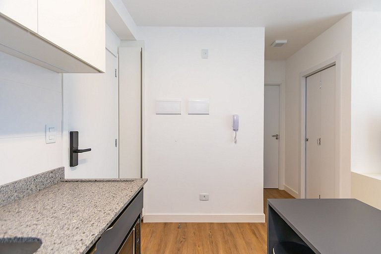 Apartamento de 2 Quartos com Garagem - IBI2309