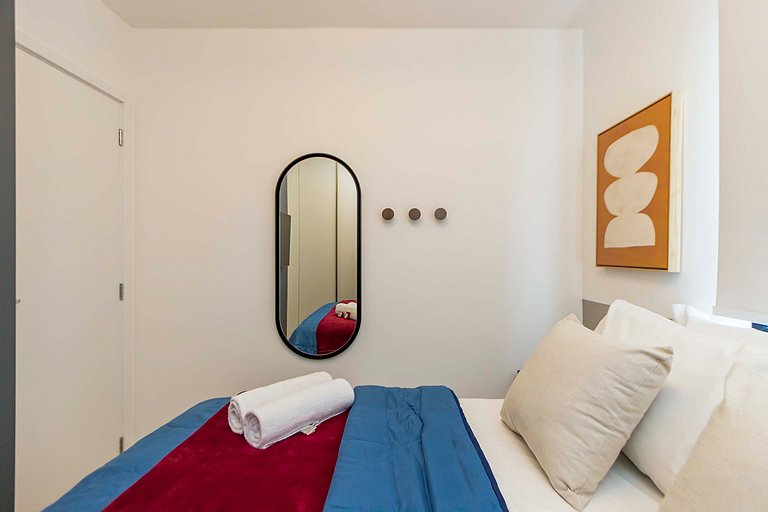Apartamento de 2 Quartos com Garagem - IBI2309