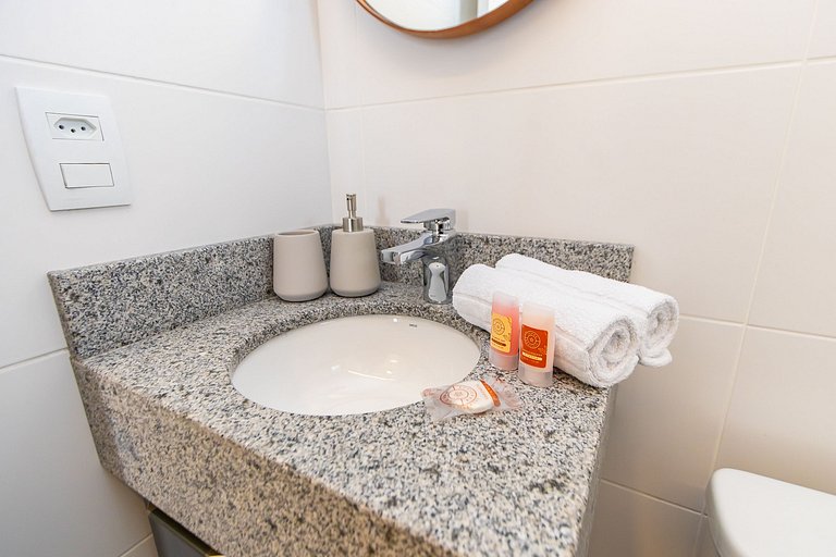 Apartamento de 2 Quartos com Garagem - IBI2309