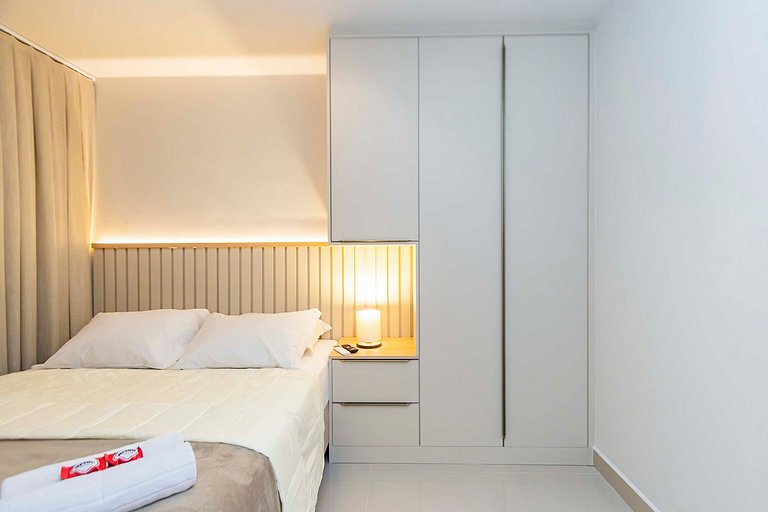 Apto de 1 Quarto Super Bem Localizado -MUV1813