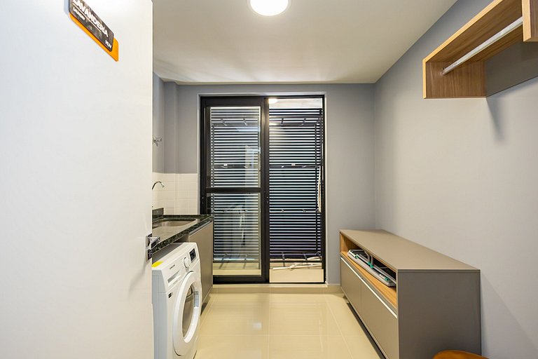 Apto de 1 Quarto Super Bem Localizado -MUV1813