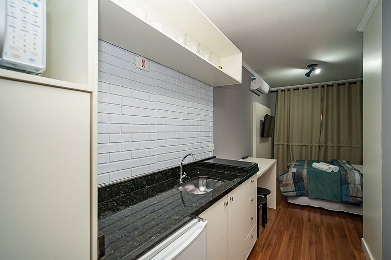 Studio completo no Centro da Cidade - ALL1406