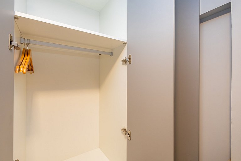 Apto de 2 Quartos c/ vaga no Água Verde - VBE0601
